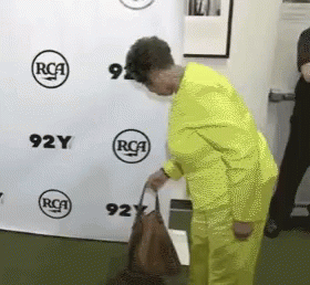 aretha-franklin-sit.gif